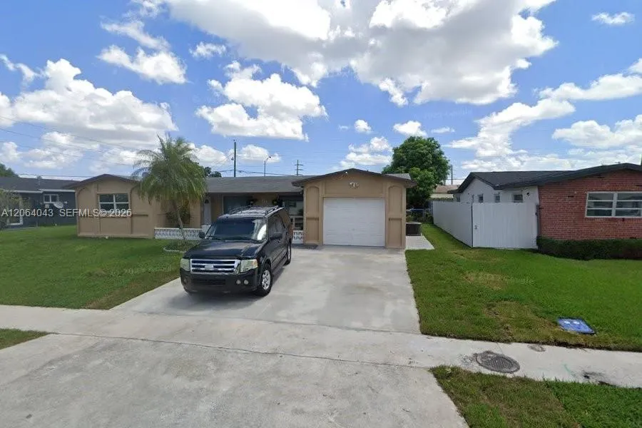 En Renta 711 SW 64th Parkway 711, Pembroke Pines, FL 33023, Pembroke Pines, FL 33023