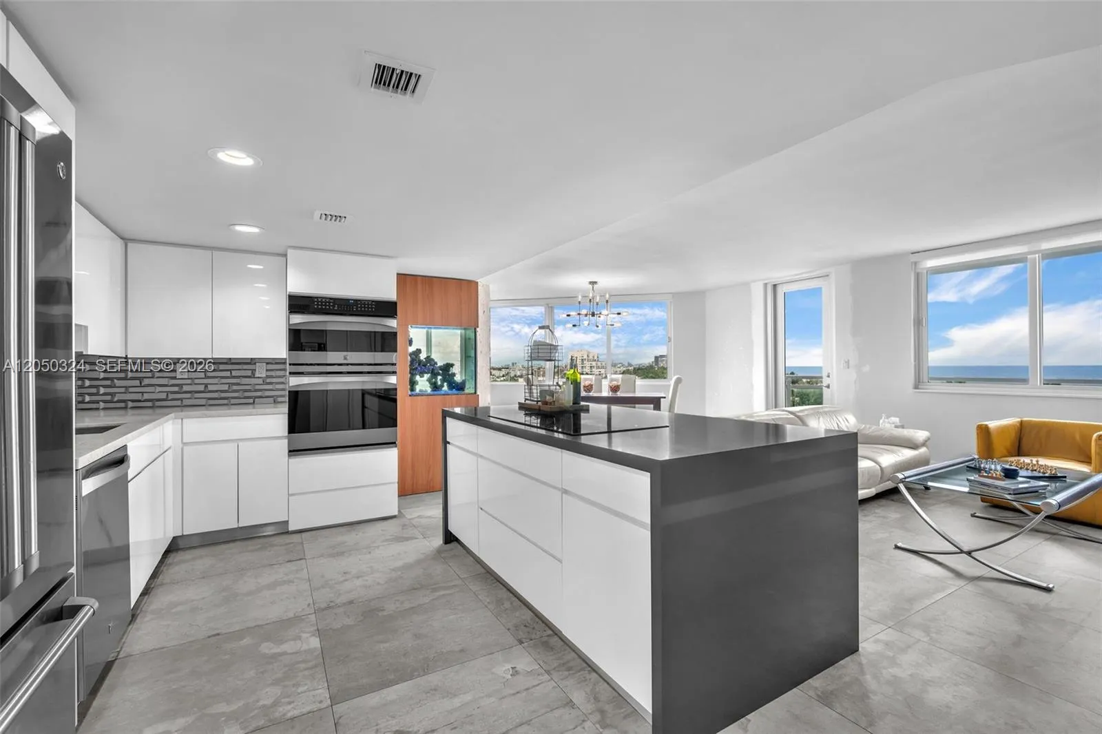 Foto de propiedad en 7135 Collins Avenue 736, Miami Beach, FL 33141 Miami Beach con MLS# 