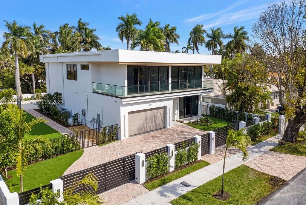 Vendido 714 NE 18th Avenue, Fort Lauderdale, FL 33304, Fort Lauderdale, FL 33304