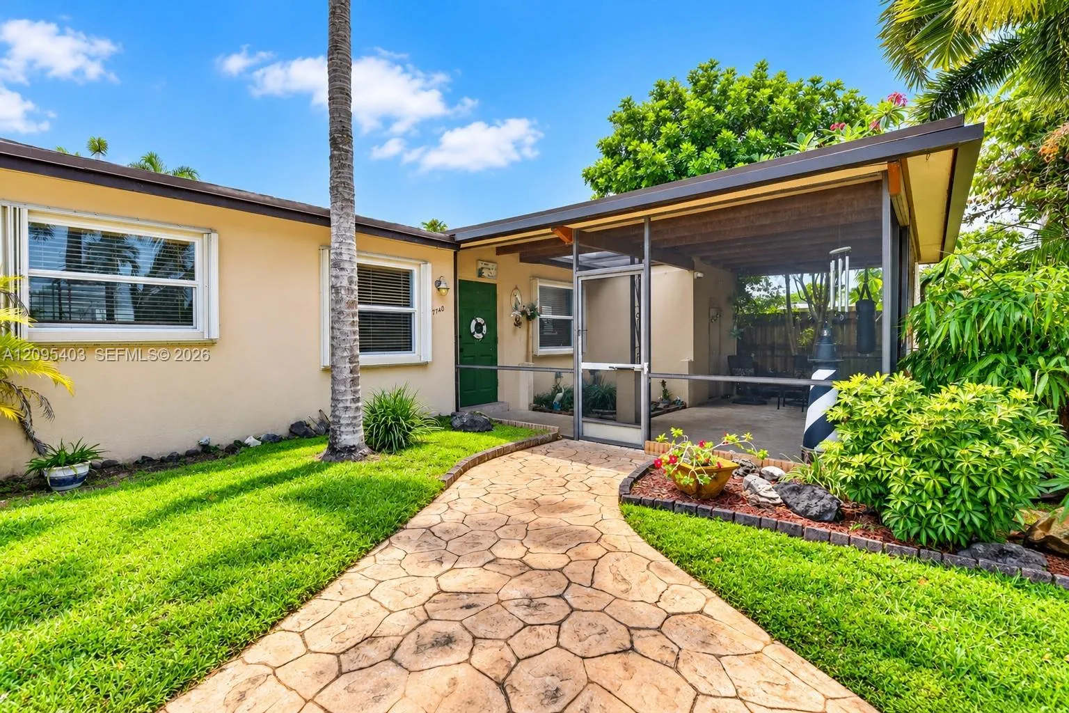En Venta 7140 Meade Street, Hollywood, FL 33024, Hollywood, FL 33024