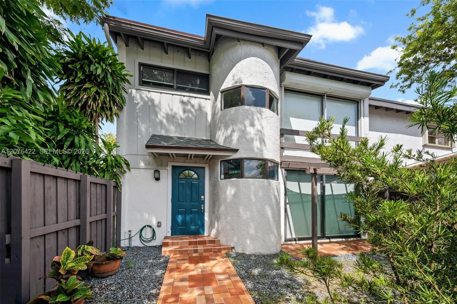 Foto de propiedad en 7140 SW 111th Court -, Miami, FL 33173 Miami con MLS# 