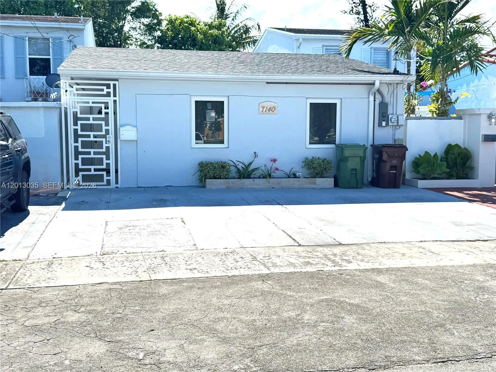 Vendido 7140 W 15th Court, Hialeah, FL 33014, Hialeah, FL 33014