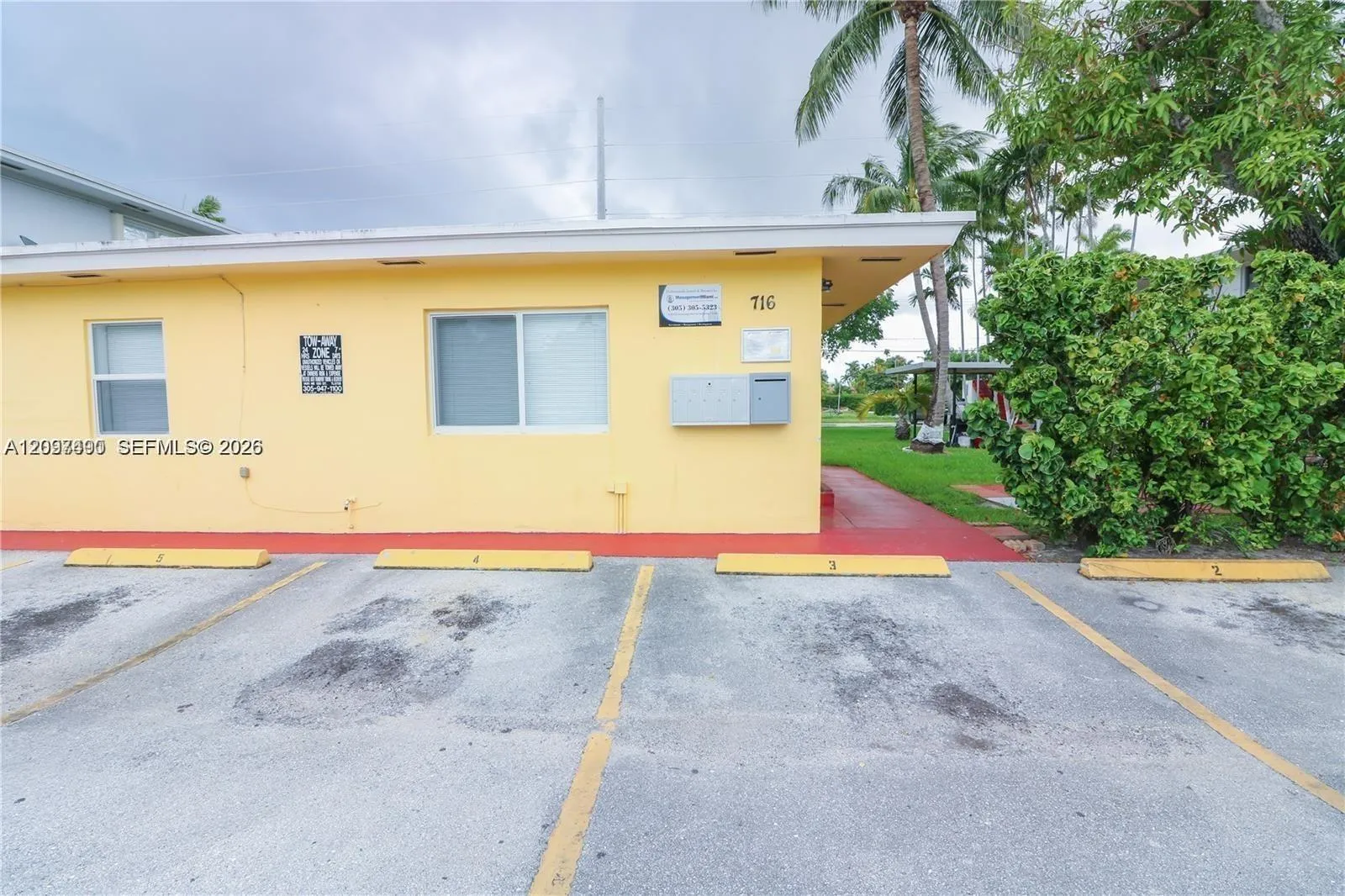 En Renta 716 NE 8th Street 2, Hallandale Beach, FL 33009, Hallandale Beach, FL 33009
