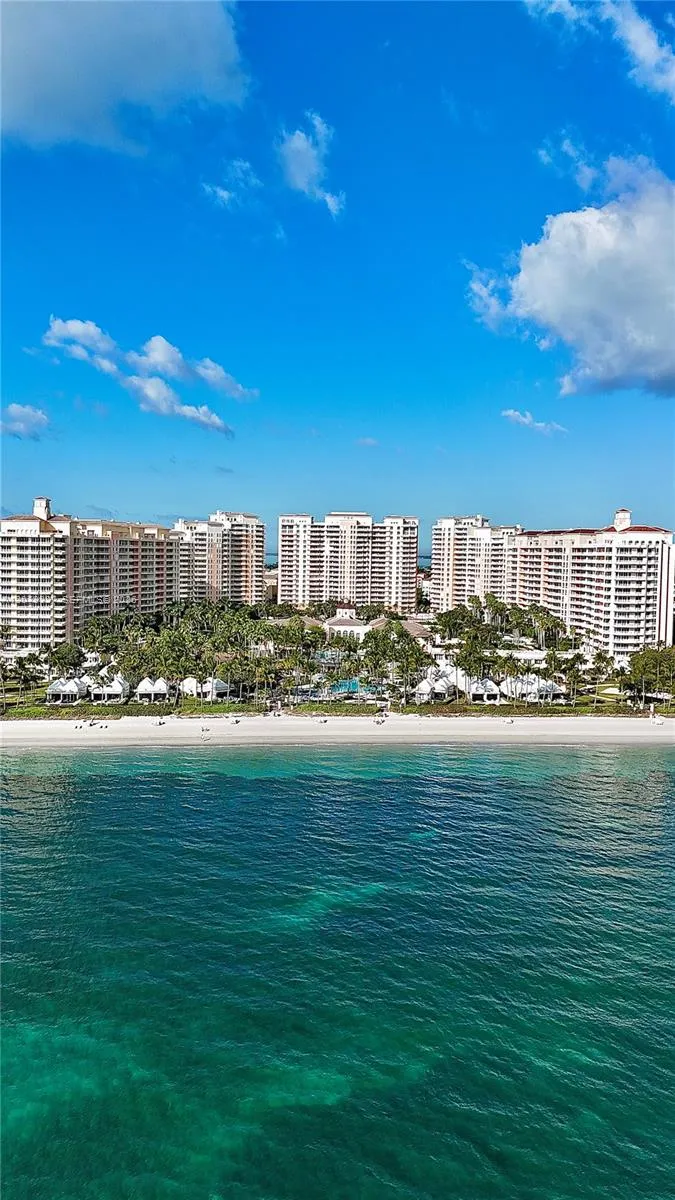 Foto de propiedad en 717 Crandon Boulevard 407, Key Biscayne, FL 33149 Key Biscayne con MLS# 