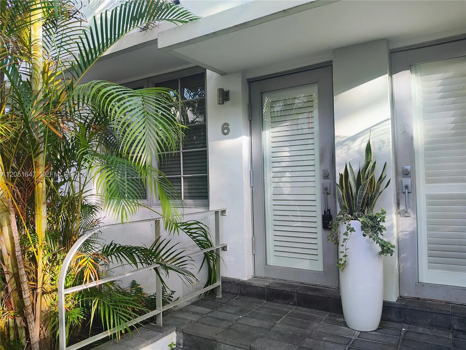 Foto de propiedad en 717 Jefferson Avenue 6, Miami Beach, FL 33139 Miami Beach con MLS# 