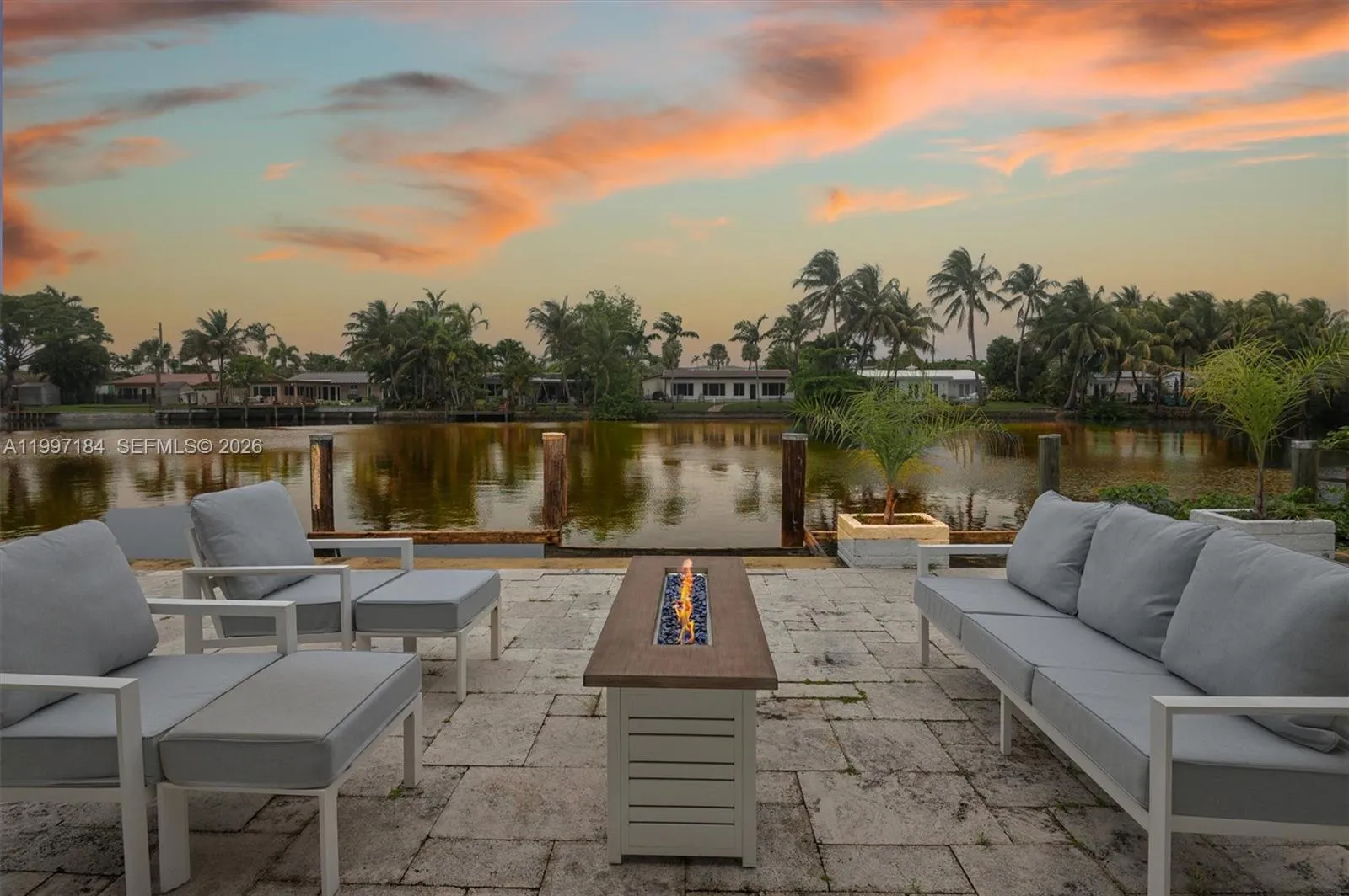 Foto de propiedad en 717 NW 30th Street, Wilton Manors, FL 33311 Wilton Manors con MLS# 