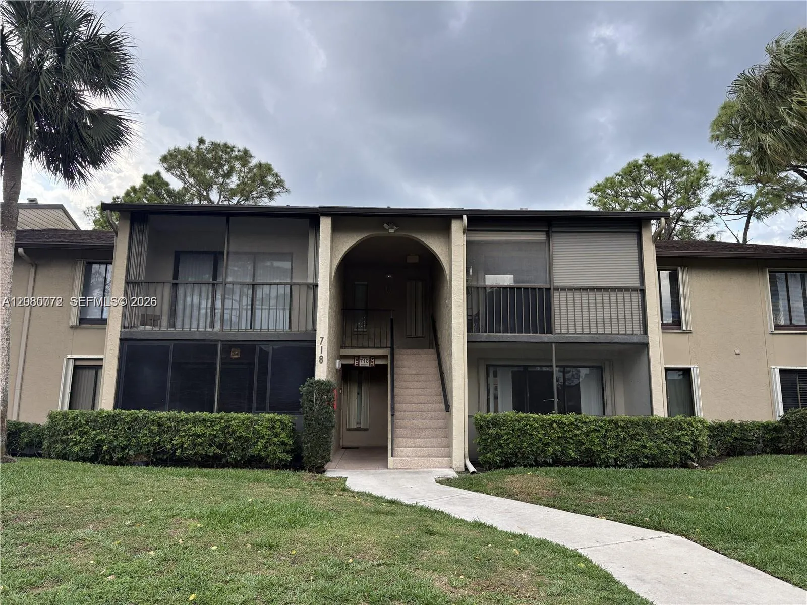 En Venta 718 Sunny Pine Way F2, Greenacres, FL 33415, Greenacres, FL 33415