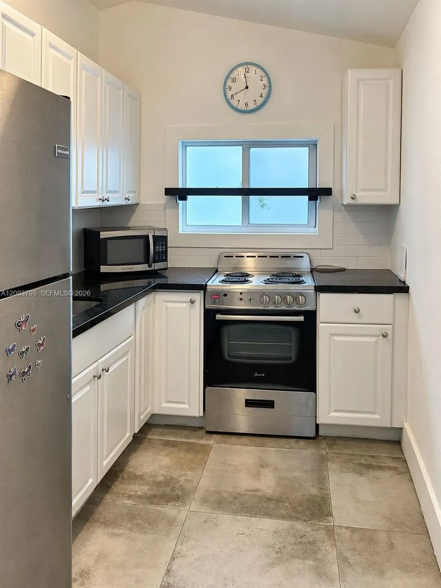 En Renta 7191 SW 16th Street, Miami, FL 33155, Miami, FL 33155