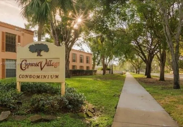 En Renta 7204 Fairway Drive I21, Miami Lakes, FL 33014, Miami Lakes, FL 33014