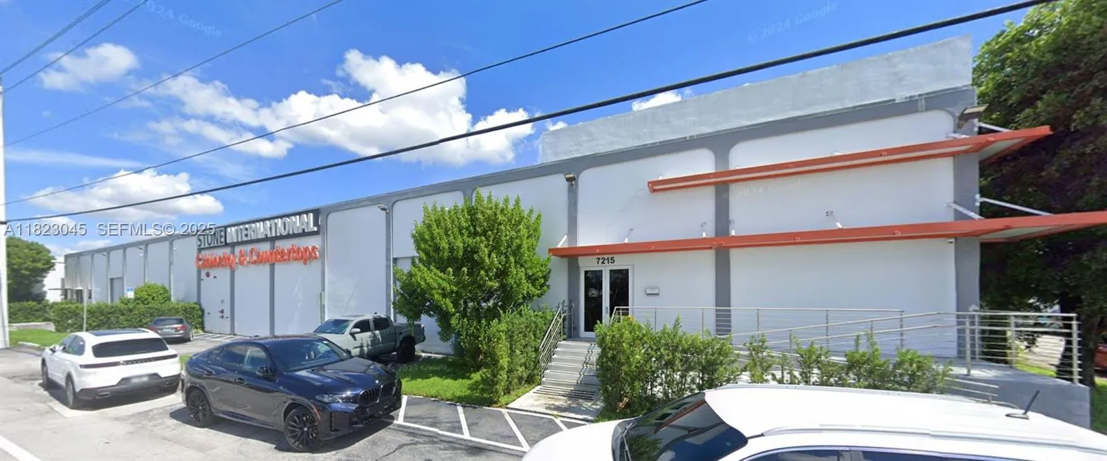 Foto de propiedad en 7215 W 20th Avenue, Hialeah, FL 33014 Hialeah con MLS# 