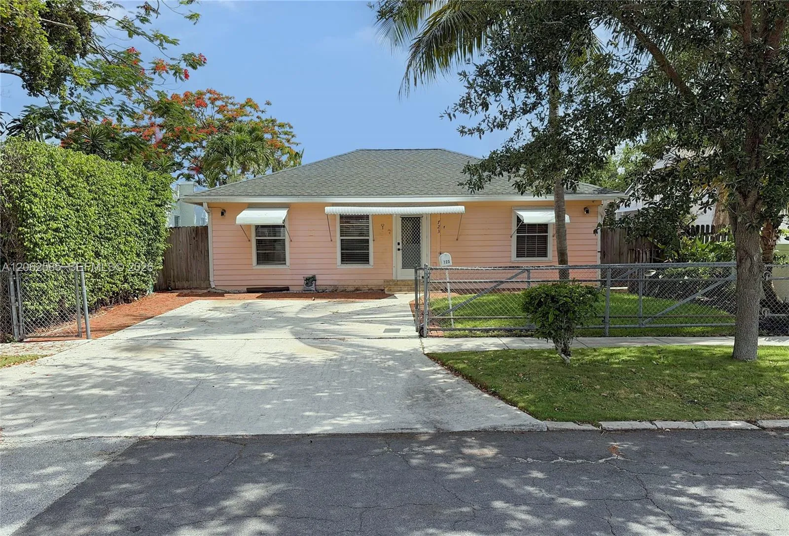 En Venta 723 Valley Forge Road, West Palm Beach, FL 33405, West Palm Beach, FL 33405