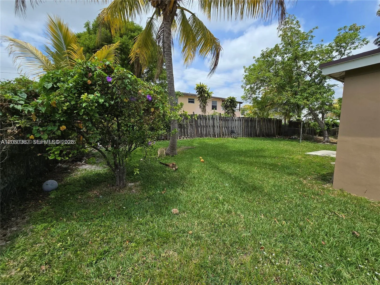 Foto de propiedad en 724 SW 7th Terrace 1-2, Hallandale Beach, FL 33009 Hallandale Beach con MLS# 