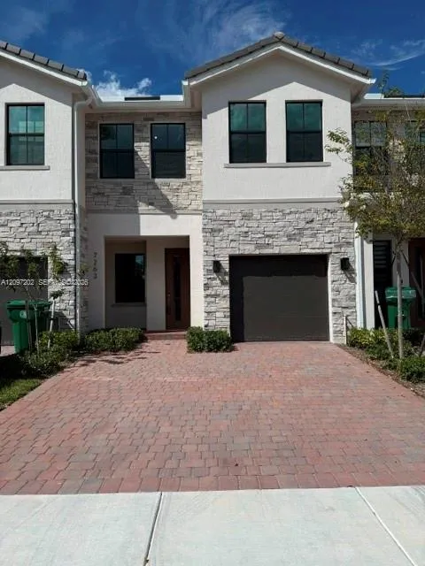 En Renta 7263 SW 46 Street, Davie, FL 33314, Davie, FL 33314