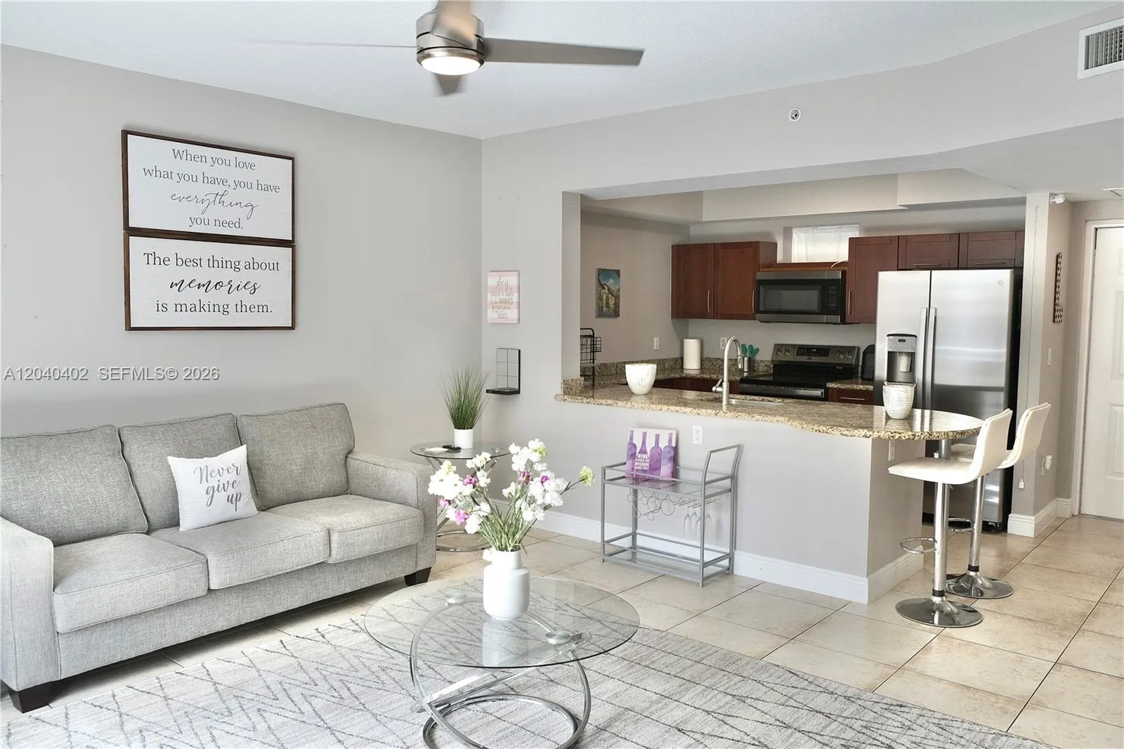 Alquilada 7275 SW 90th Street C409, Miami, FL 33156, Miami, FL 33156