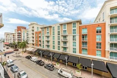 Alquilada 7285 SW 90th Street D409, Miami, FL 33156, Miami, FL 33156