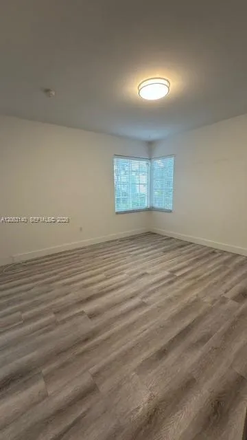 Foto de propiedad en 729 Meridian Avenue 8, Miami Beach, FL 33139 Miami Beach con MLS# 
