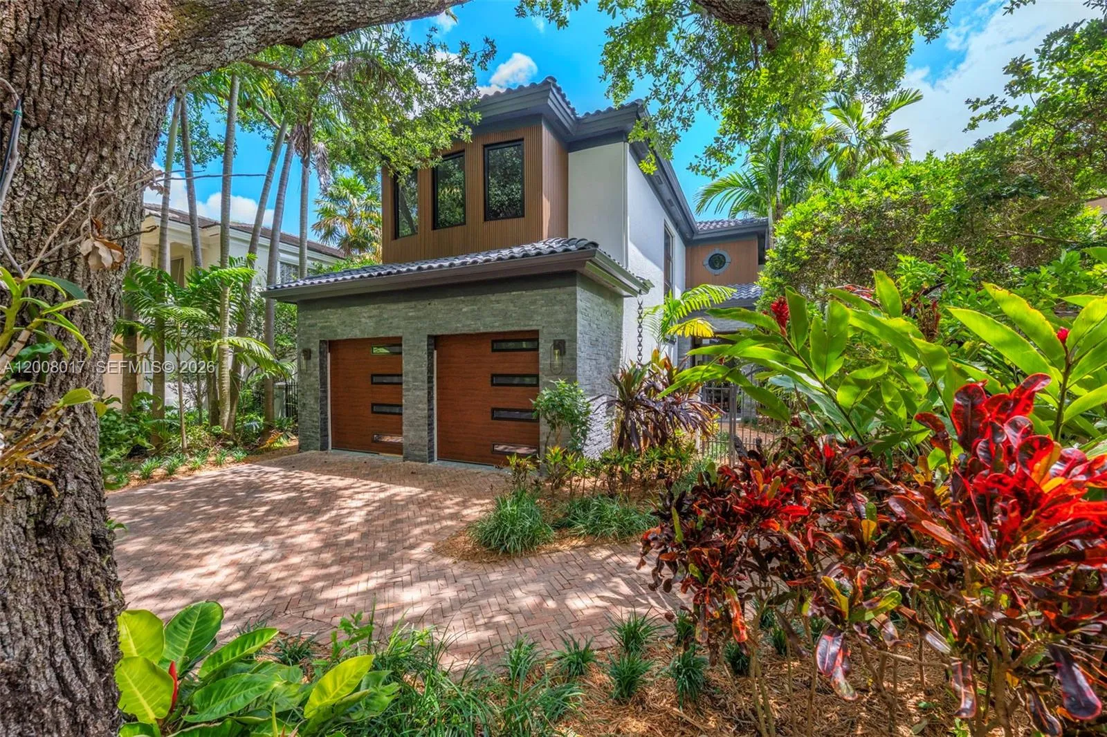 En Venta 7291 SW 47th Court, Miami, FL 33143, Miami, FL 33143