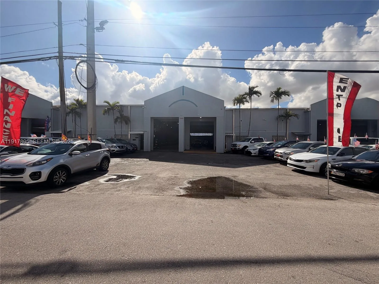 En Venta 7298 NW 54th Street, Miami, FL 33166, Miami, FL 33166