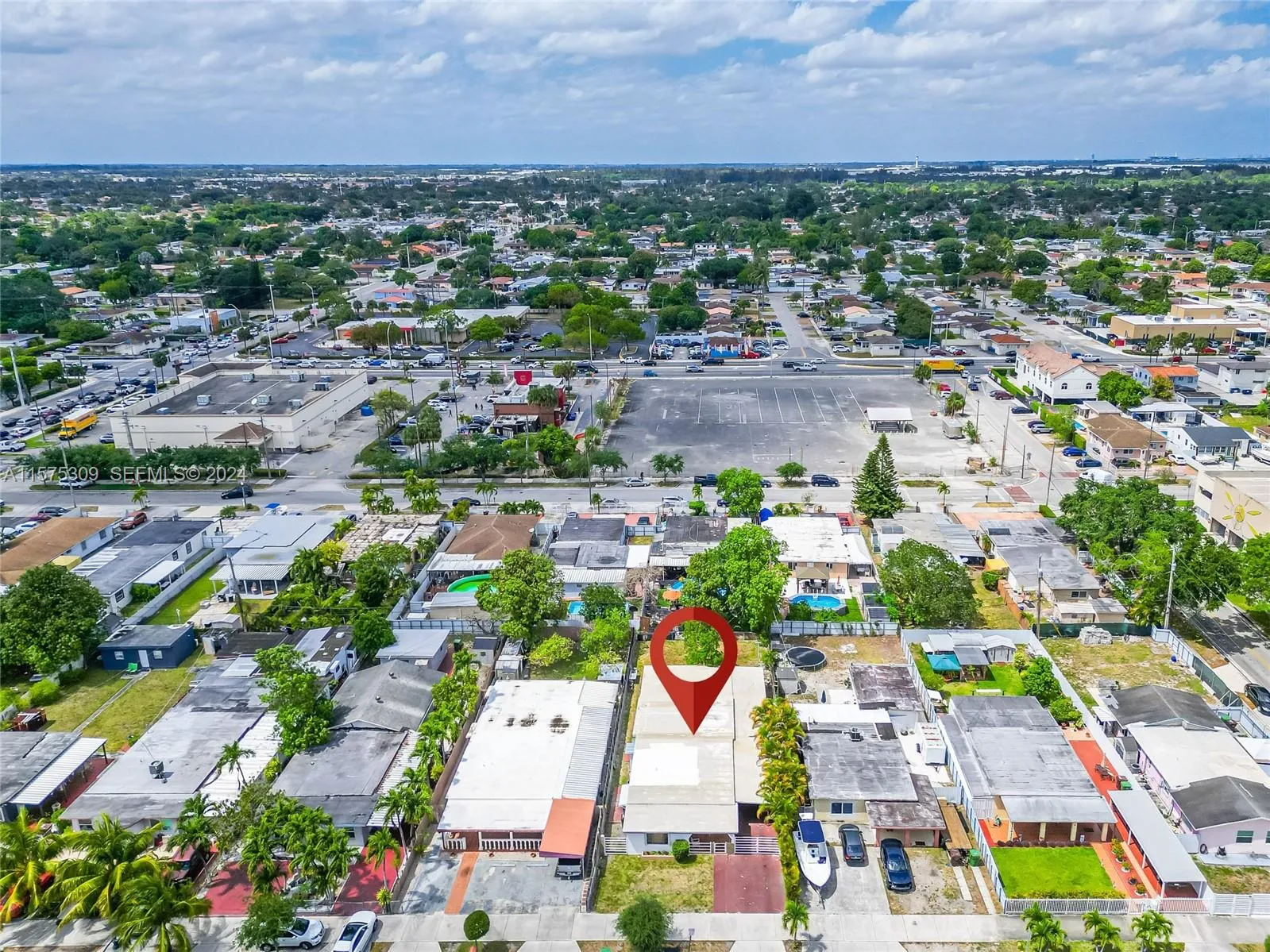 Foto de propiedad en 73 E 47th Street, Hialeah, FL 33013 Hialeah con MLS# 