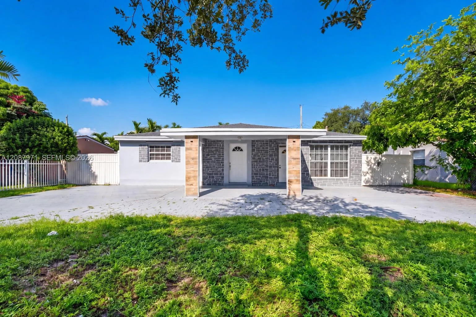 En Venta 730 N 64th Avenue, Hollywood, FL 33024, Hollywood, FL 33024