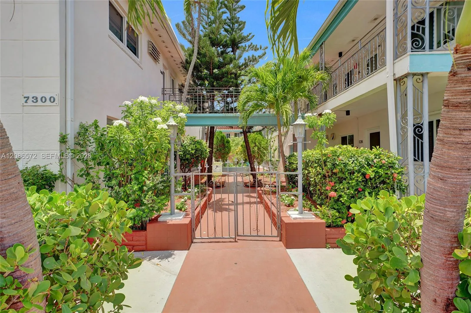 En Renta 7300 Byron Avenue 15B, Miami Beach, FL 33141, Miami Beach, FL 33141
