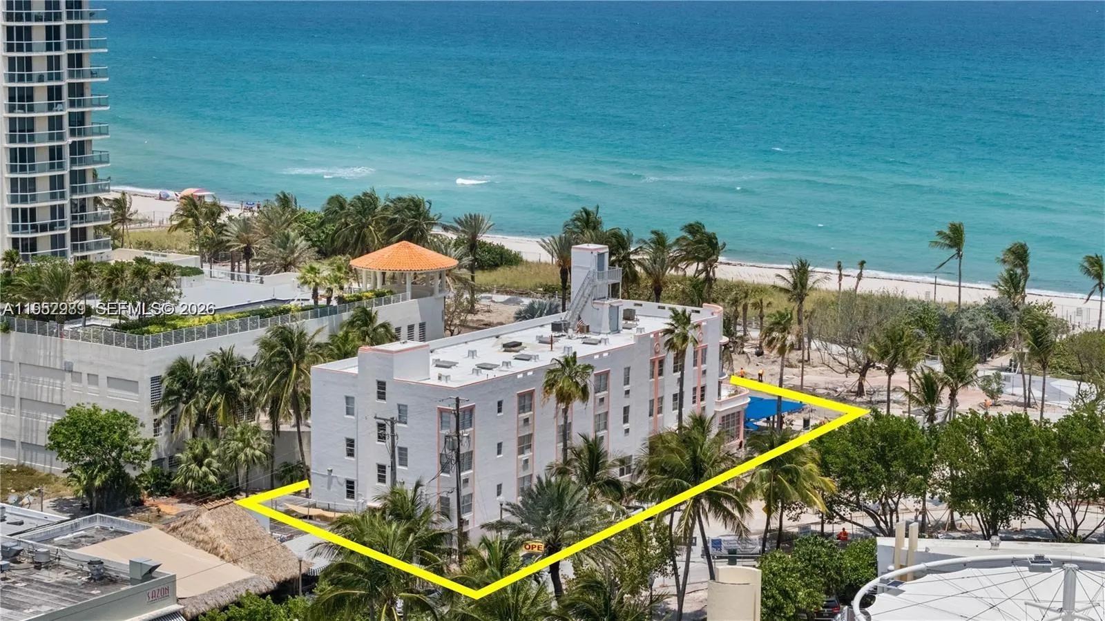 Foto de propiedad en 7300 Ocean Terrace, Miami Beach, FL 33141 Miami Beach con MLS# 