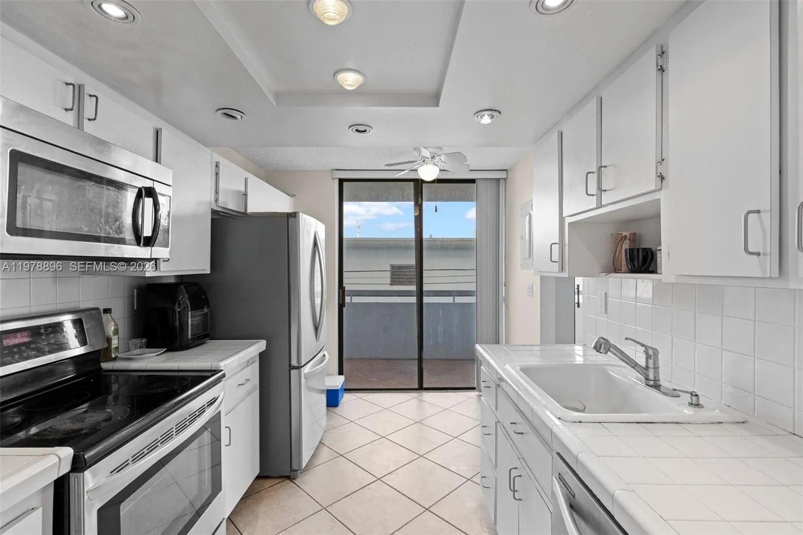 Foto de propiedad en 7300 Wayne Avenue 217, Miami Beach, FL 33141 Miami Beach con MLS# 