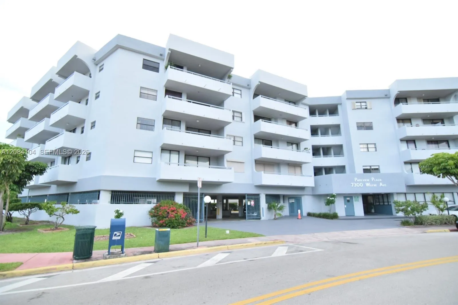 Foto de propiedad en 7300 Wayne Avenue 419, Miami Beach, FL 33141 Miami Beach con MLS#