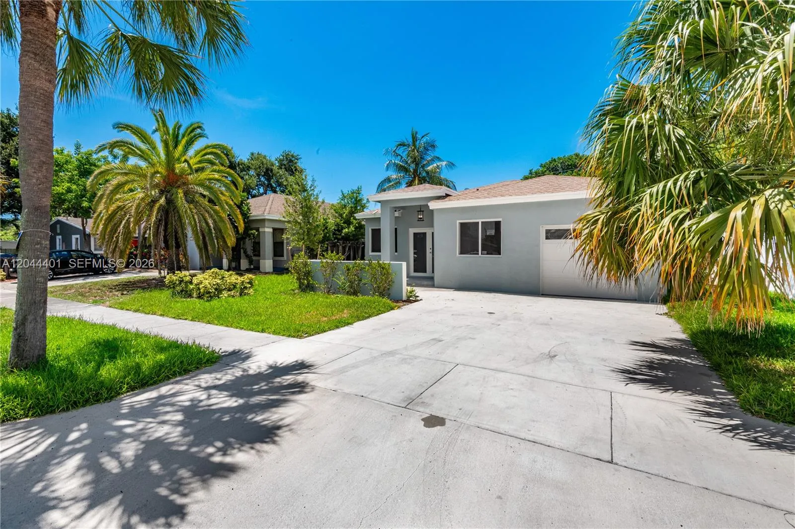 Foto de propiedad en 731 SW 6th Street, Dania Beach, FL 33004 Dania Beach con MLS# 