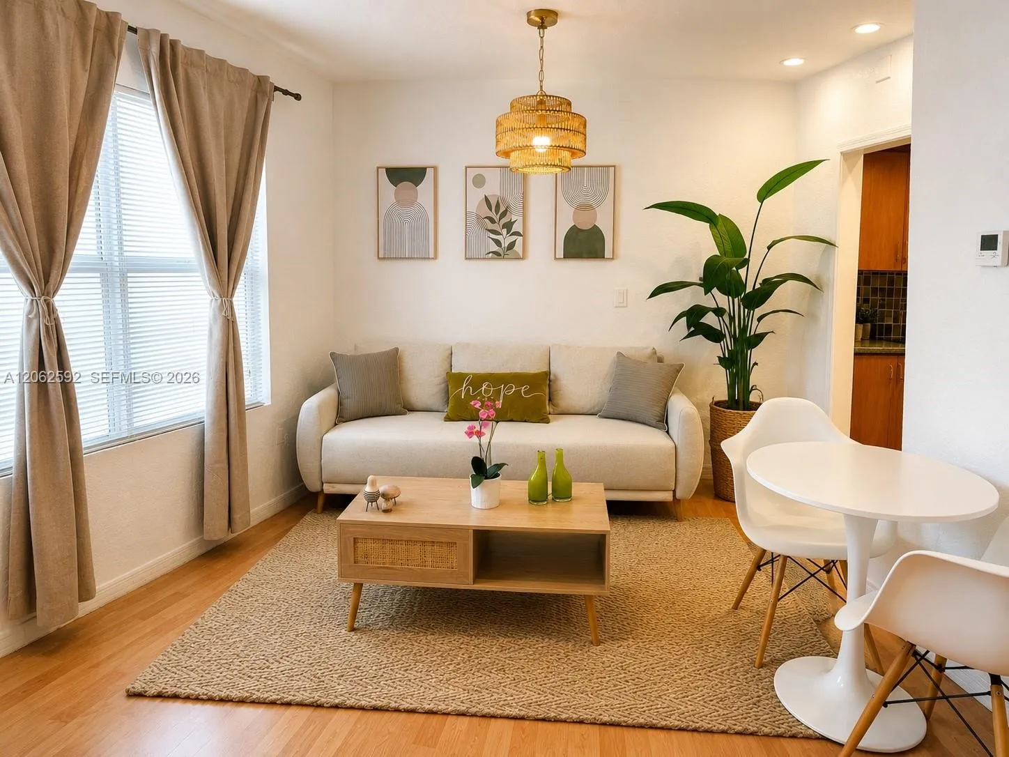 Foto de propiedad en 7326 Collins Avenue 207, Miami Beach, FL 33141 Miami Beach con MLS# 