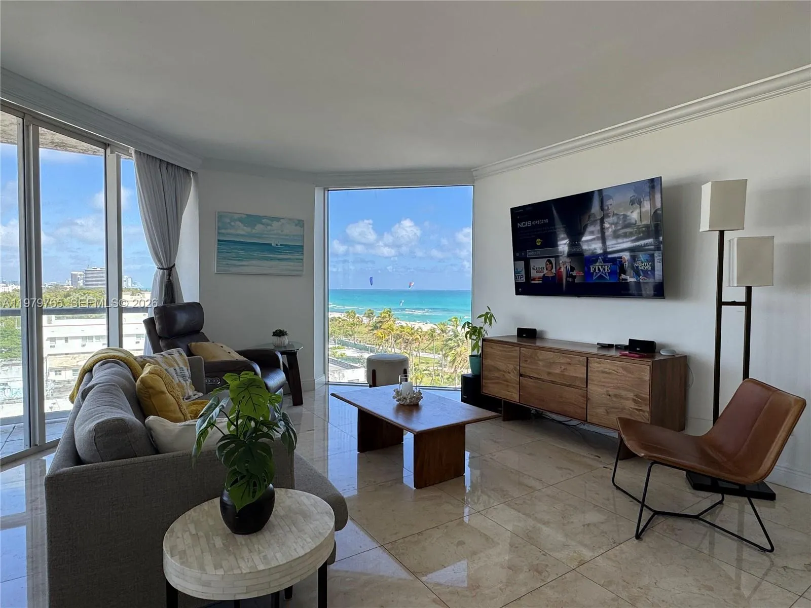 Foto de propiedad en 7330 Ocean Terrace 8-D, Miami Beach, FL 33141 Miami Beach con MLS# 
