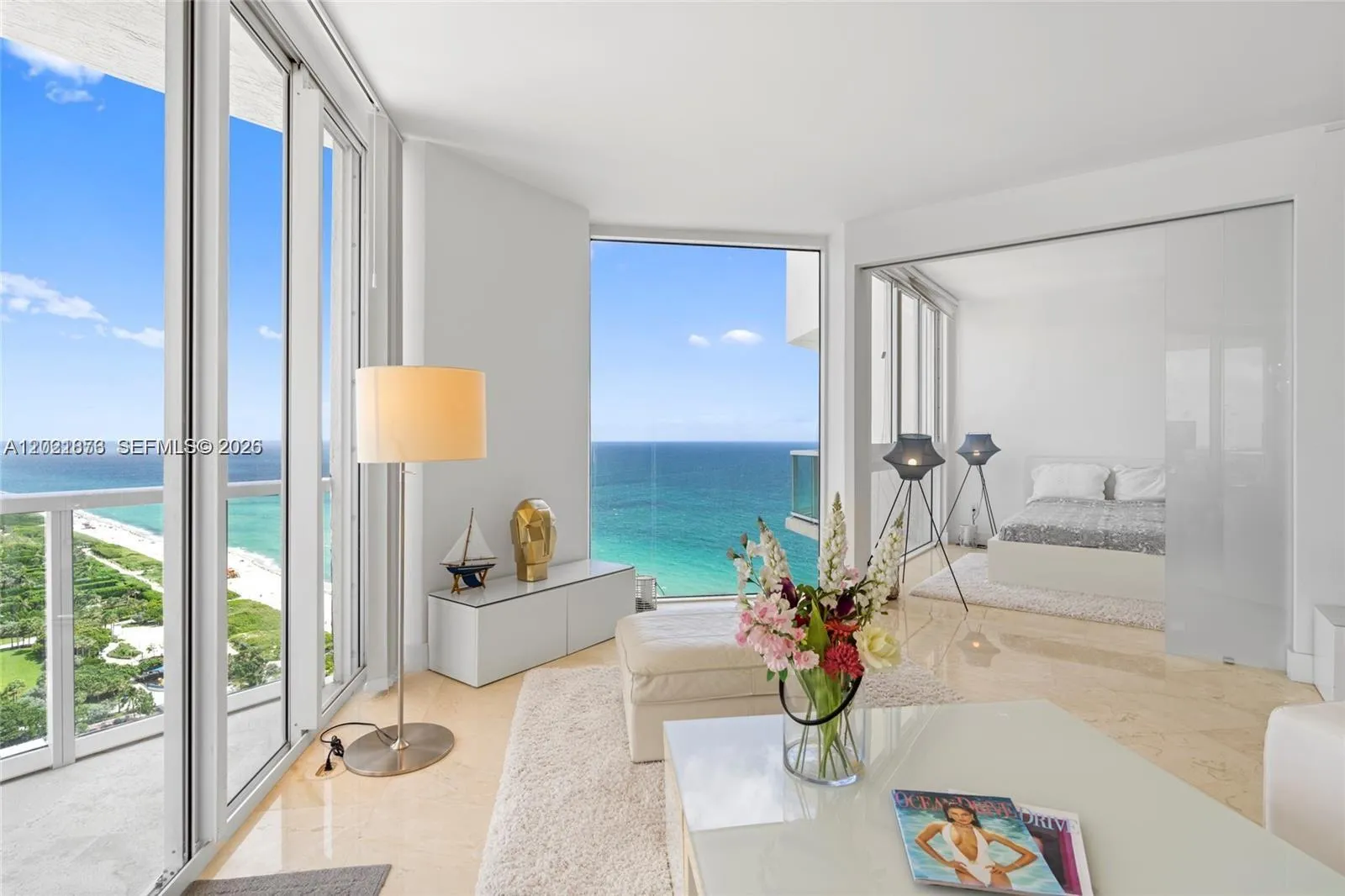 Foto de propiedad en 7330 Ocean Terrace PH-D, Miami Beach, FL 33141 Miami Beach con MLS# 