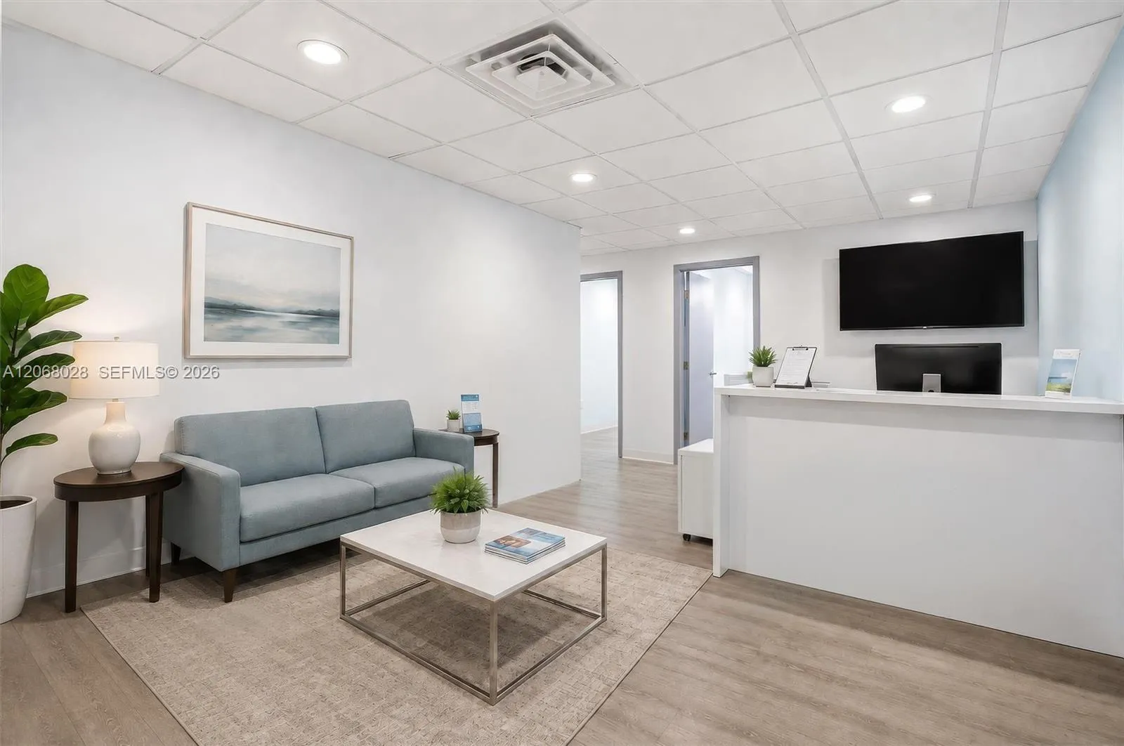 Foto de propiedad en 7330 SW 62nd Place 320A, South Miami, FL 33143 South Miami con MLS# 