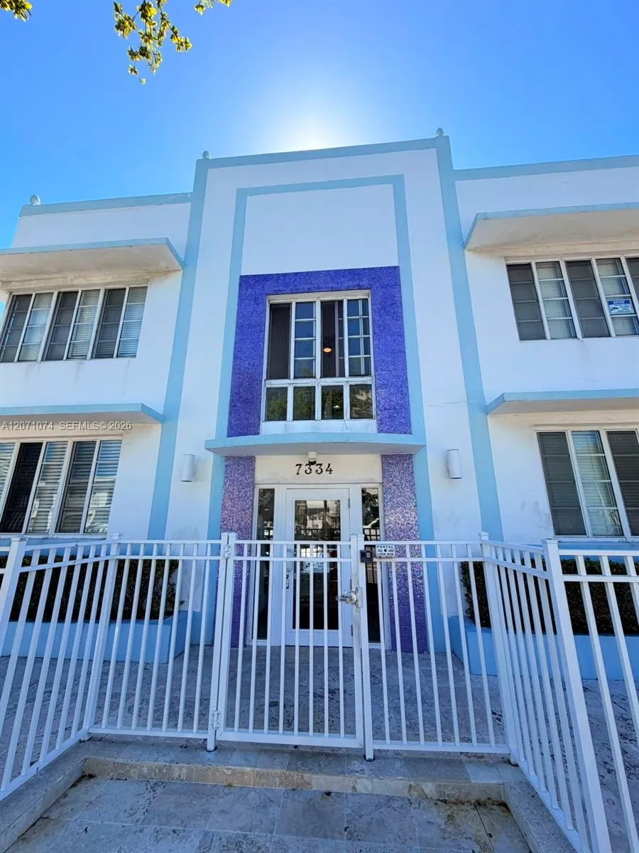 Foto de propiedad en 7334 Harding Avenue 6, Miami Beach, FL 33141 Miami Beach con MLS# 