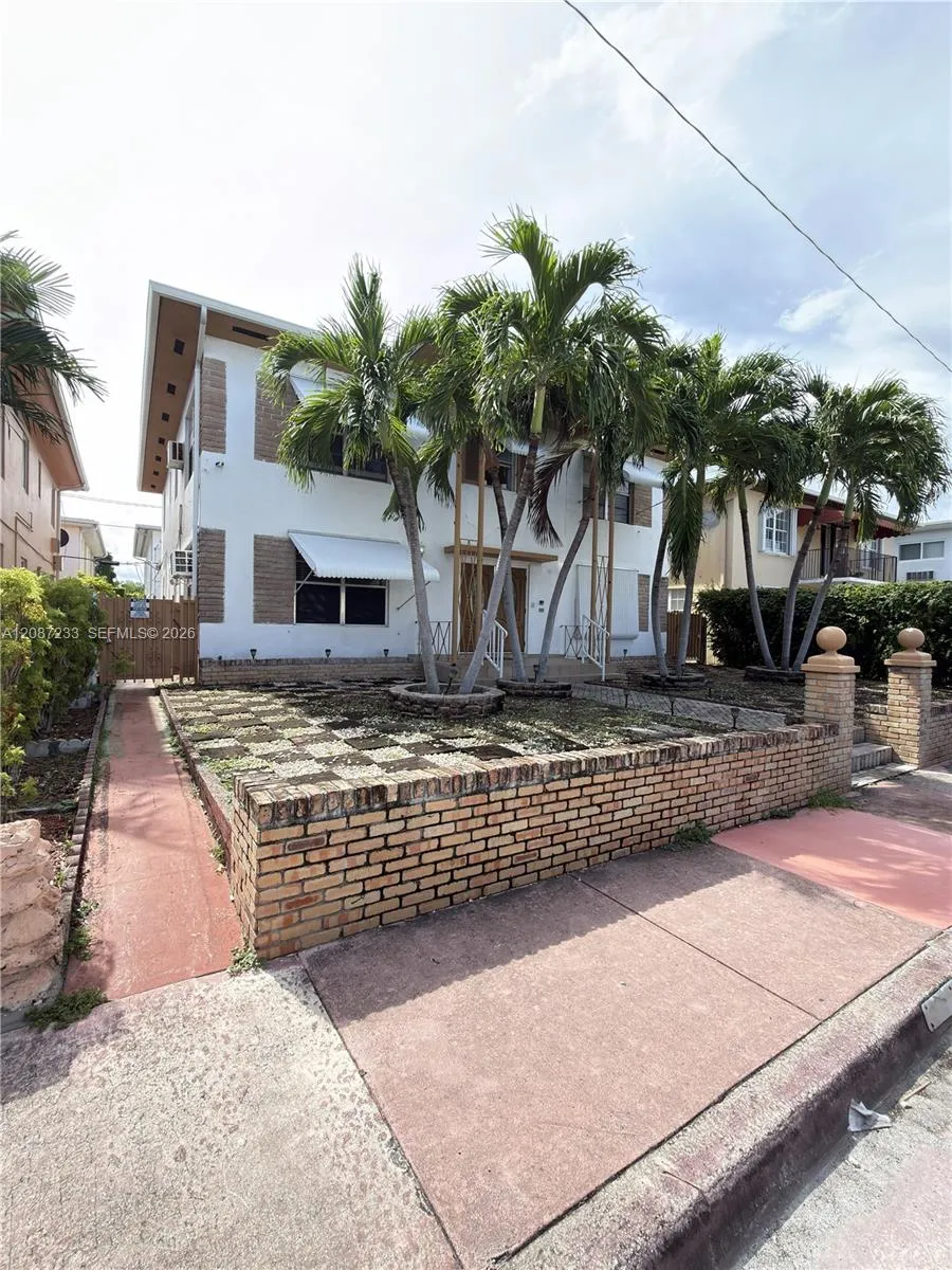 En Renta 7336 Carlyle Avenue 2, Miami Beach, FL 33141, Miami Beach, FL 33141