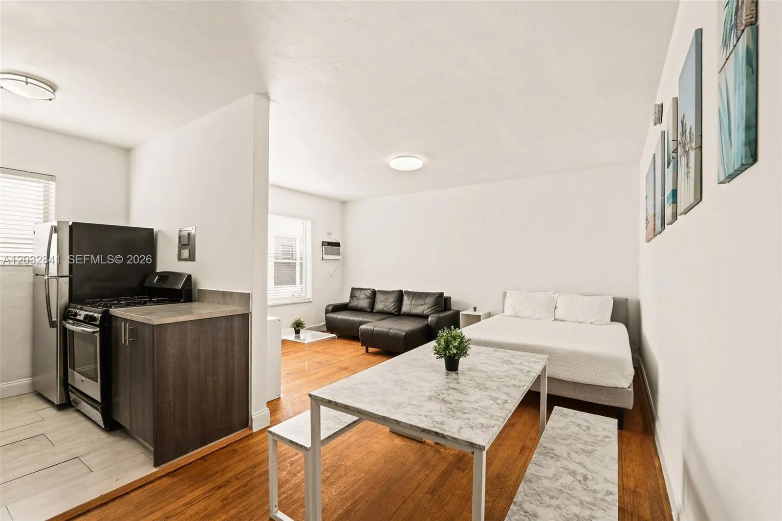 Foto de propiedad en 7340 Harding Avenue 15, Miami Beach, FL 33141 Miami Beach con MLS# 