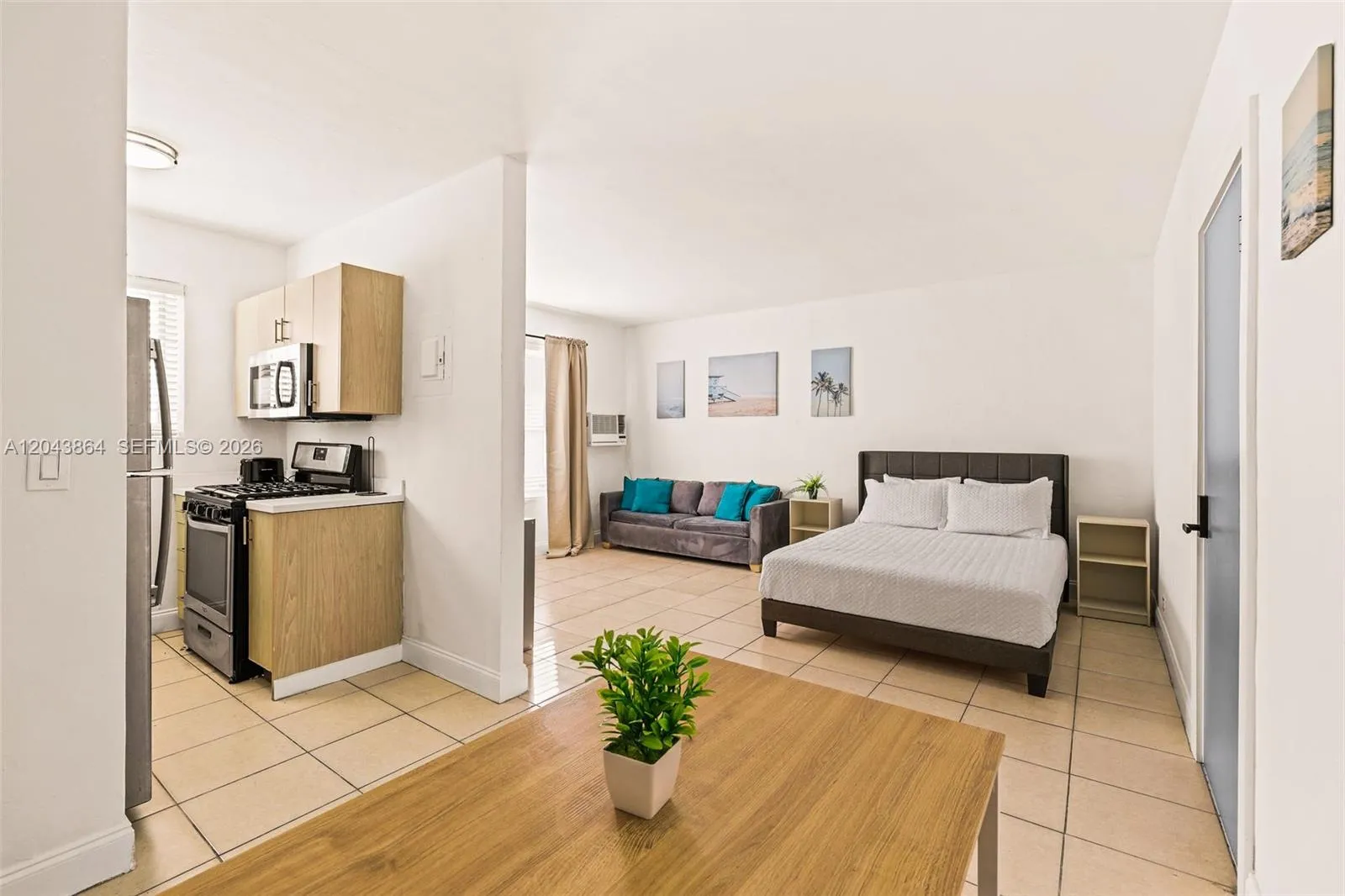 Foto de propiedad en 7340 Harding Avenue 16, Miami Beach, FL 33141 Miami Beach con MLS# 