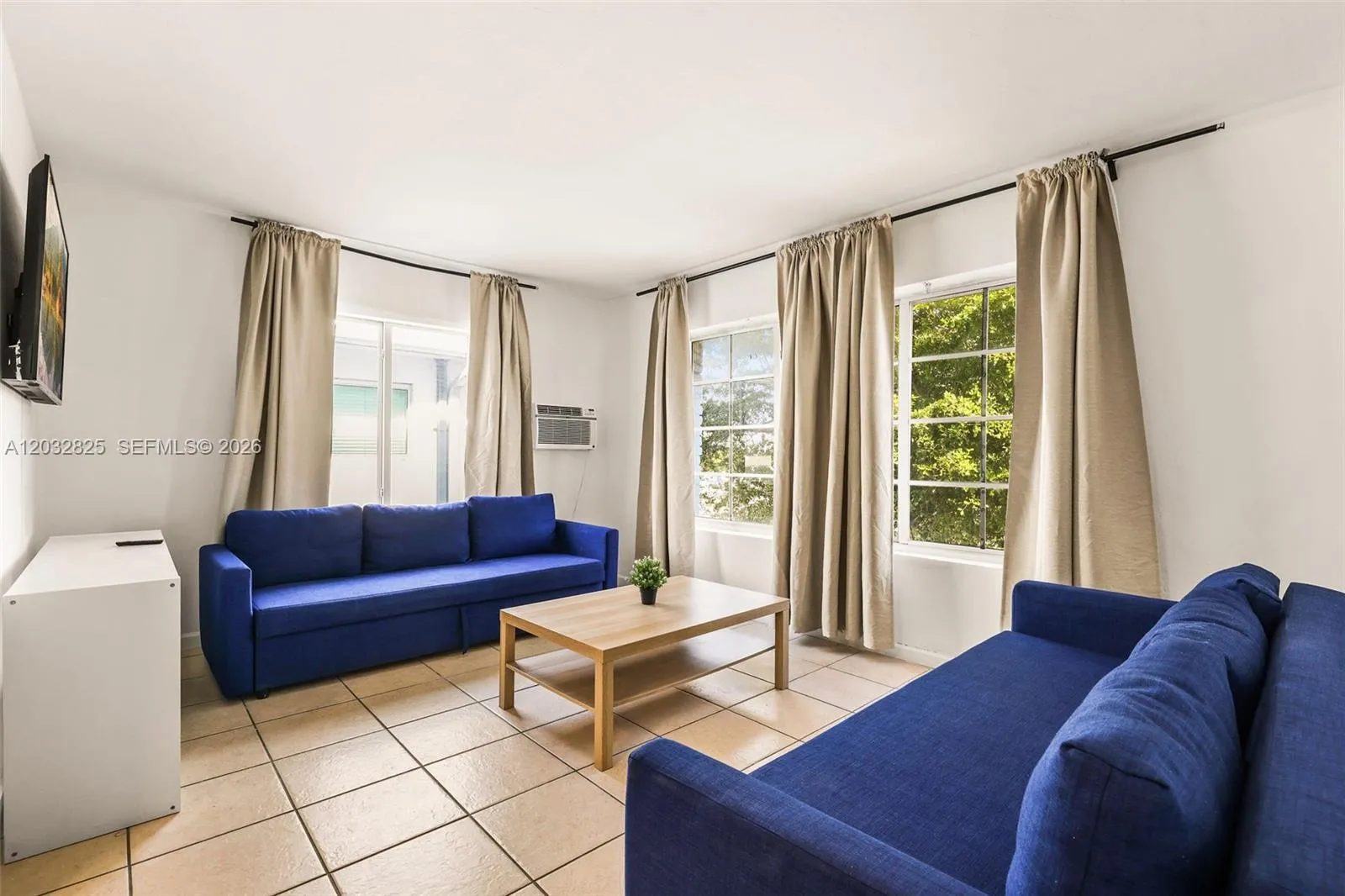 Foto de propiedad en 7340 Harding Avenue 8, Miami Beach, FL 33141 Miami Beach con MLS# 