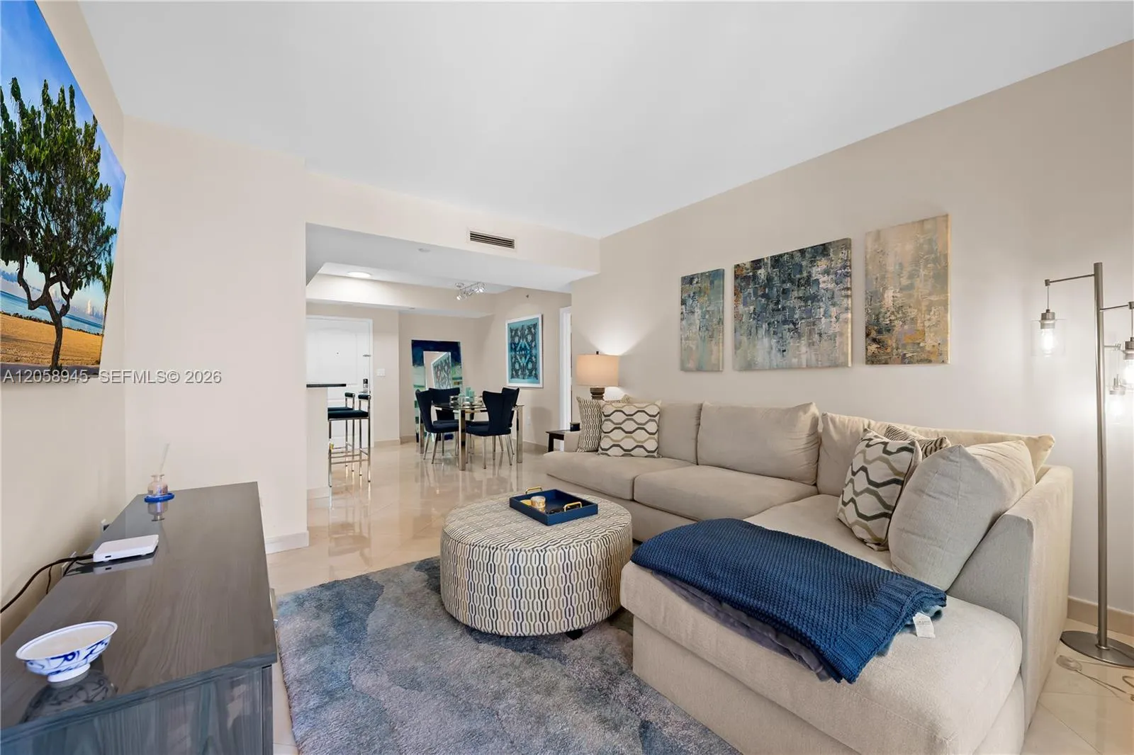 Foto de propiedad en 7355 SW 89th Street 728N, Miami, FL 33156 Miami con MLS#