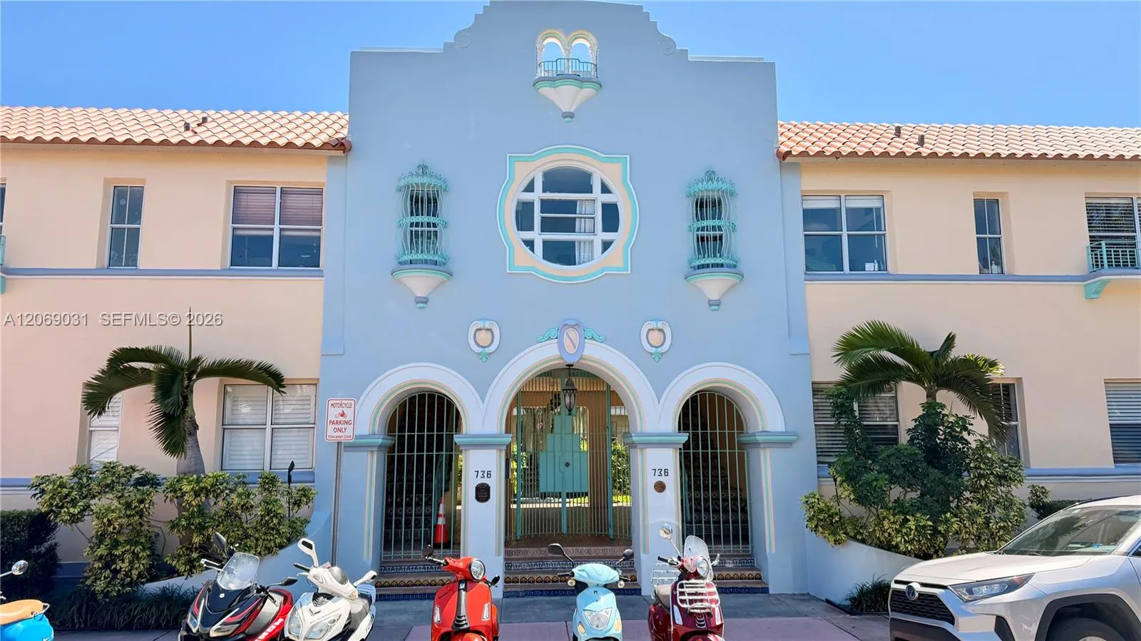Foto de propiedad en 736 13th Street 213, Miami Beach, FL 33139 Miami Beach con MLS# 