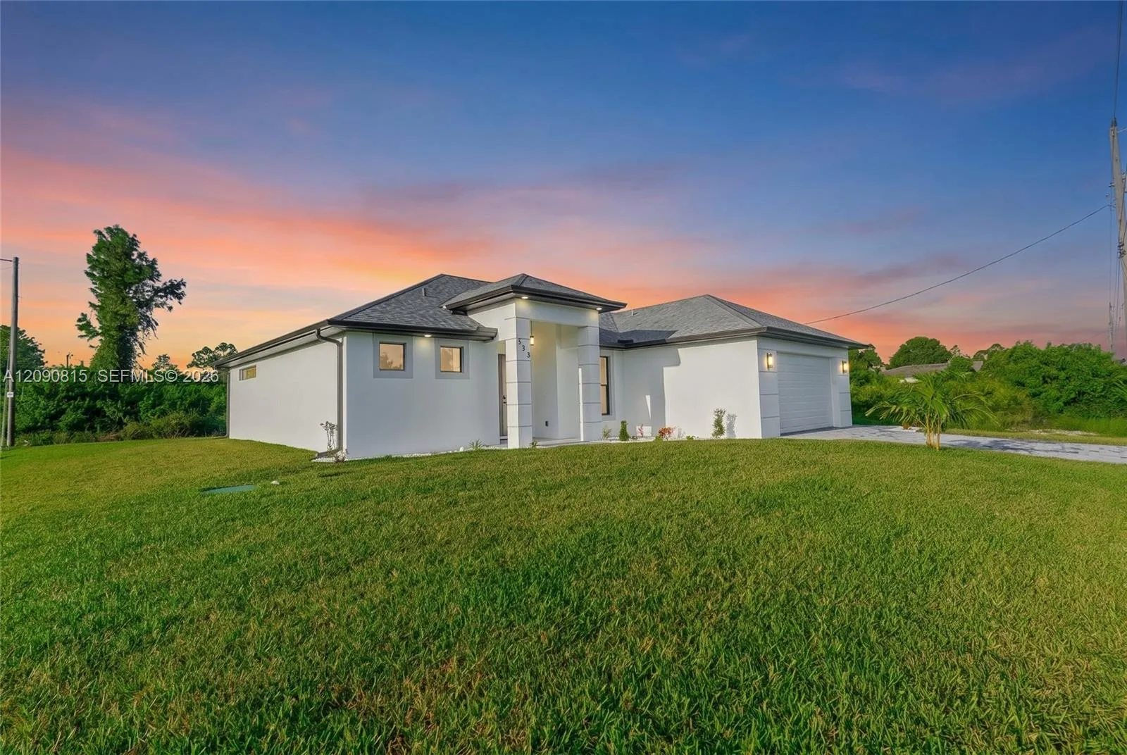 En Venta 736 E Chambers Street, Lehigh Acres, FL 33974, Lehigh Acres, FL 33974
