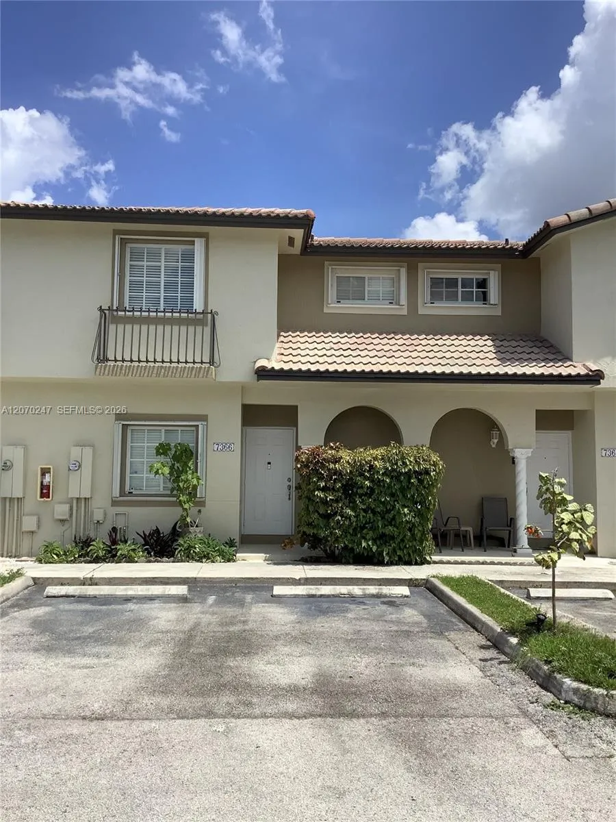 En Venta 7366 SW 152nd Avenue 103, Miami, FL 33193, Miami, FL 33193