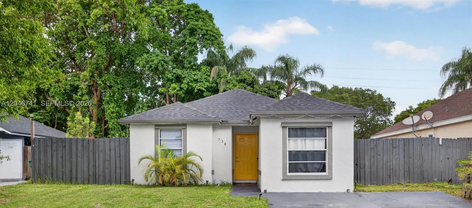 Foto de propiedad en 738 SW 7th Terrace, Florida City, FL 33034 Florida City con MLS# 