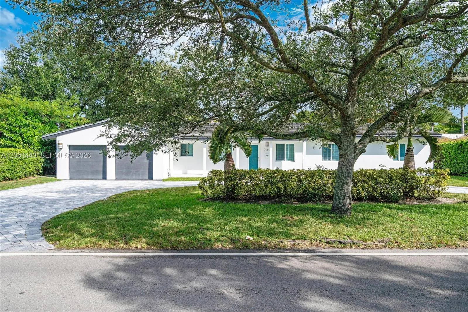 En Renta 739 Blue Road, Coral Gables, FL 33146, Coral Gables, FL 33146