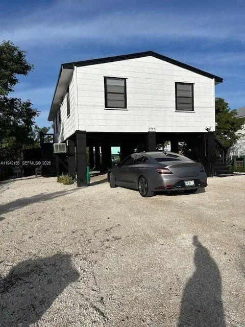 Foto de propiedad en 74 Pelican Lane, Big Pine Key, FL 33043 Big Pine Key con MLS# 