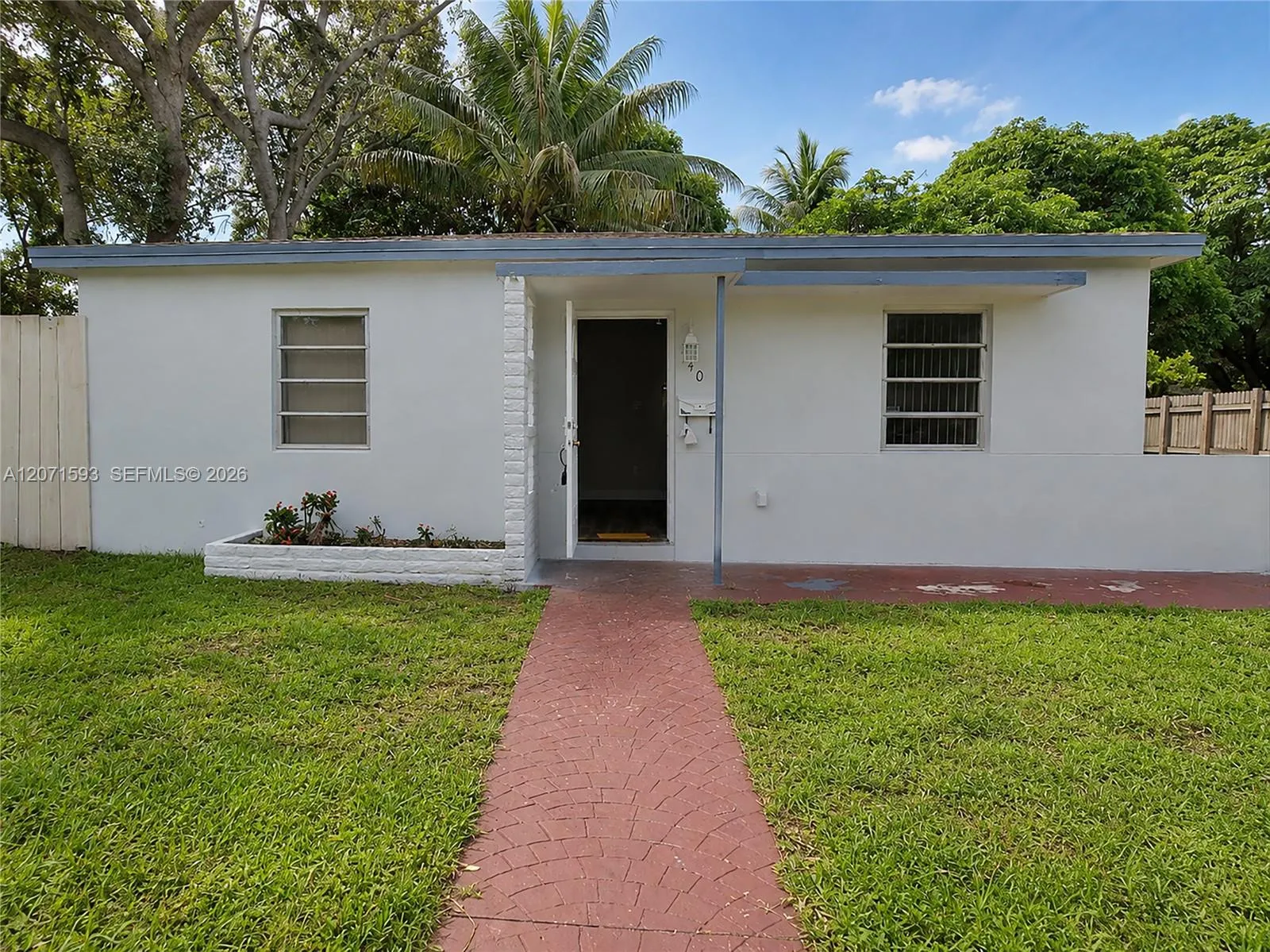 Foto de propiedad en 740 NW 130th Street, North Miami, FL 33168 North Miami con MLS# 