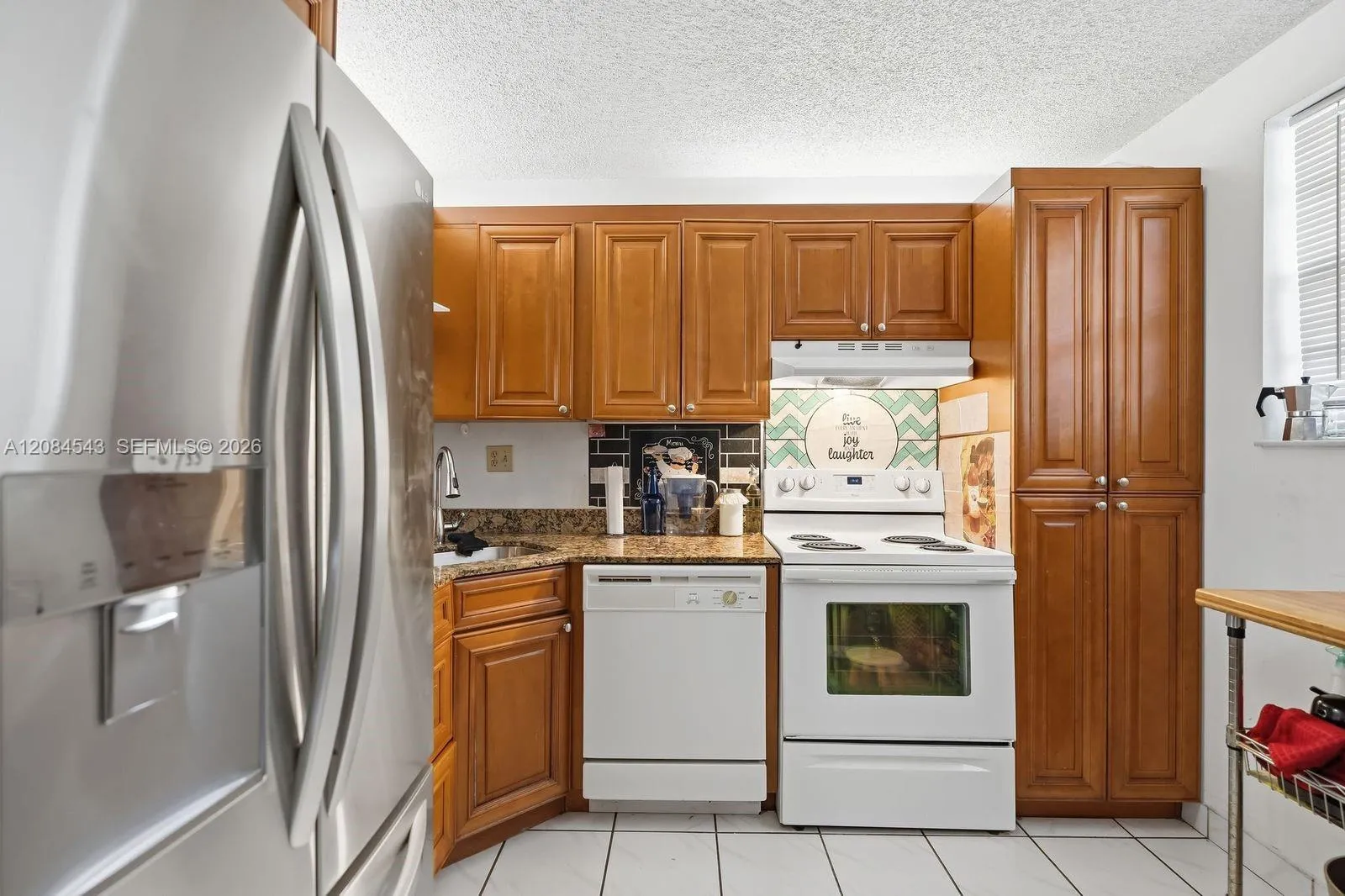 Foto de propiedad en 7400 NW 17th Street 107, Plantation, FL 33313 Plantation con MLS# 