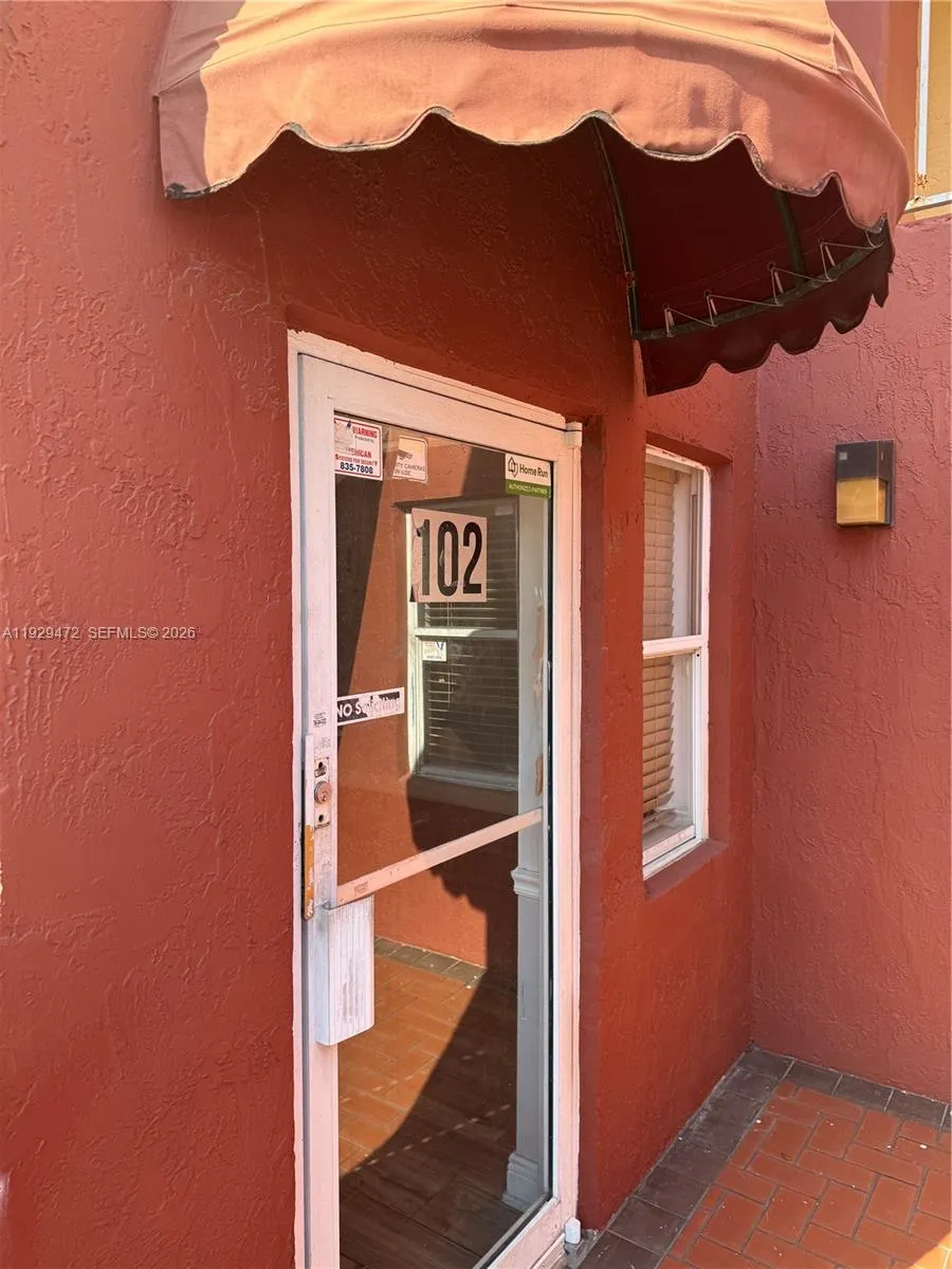 En Renta 7400 NW 7th Street Unit 2, Miami, FL 33126, Miami, FL 33126