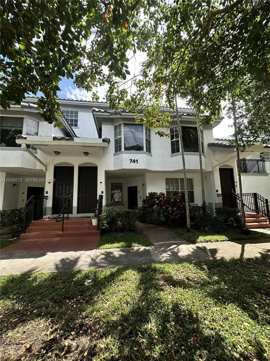 Alquilada 741 SW 148th Avenue 708, Sunrise, FL 33325, Sunrise, FL 33325