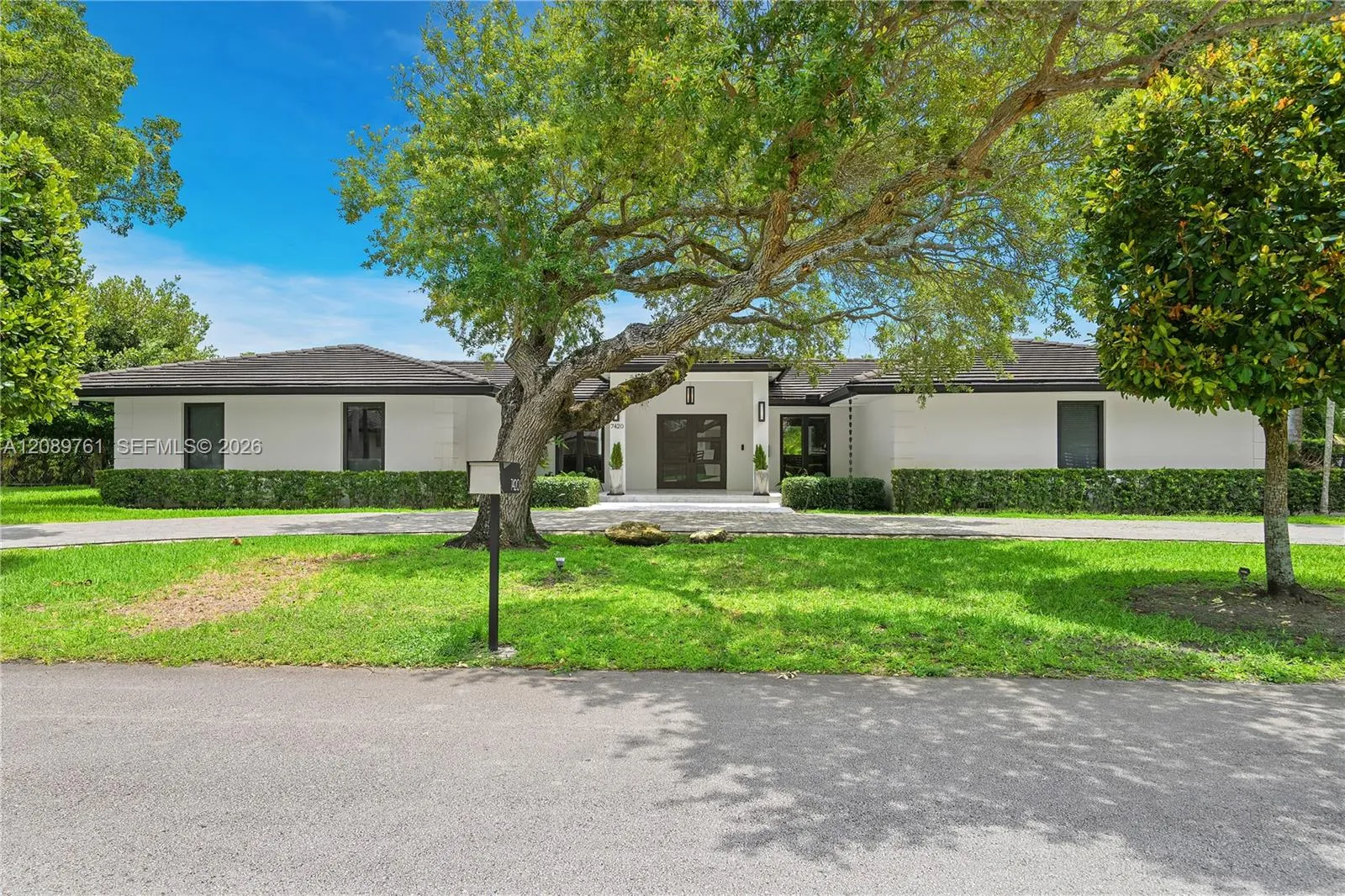 En Venta 7420 SW 109th Terrace, Pinecrest, FL 33156, Pinecrest, FL 33156
